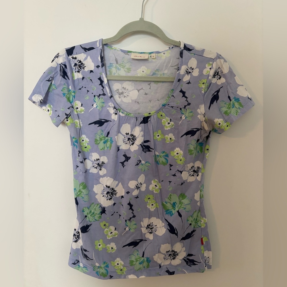 Vintage Danish brand Jackpot Lavender Floral Scoop Neck Short Sleeve Tee Size M